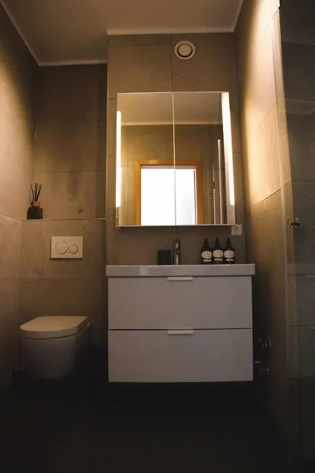Lovely Modern 1 Bedroom Apartment Luksemburg Luksemburg