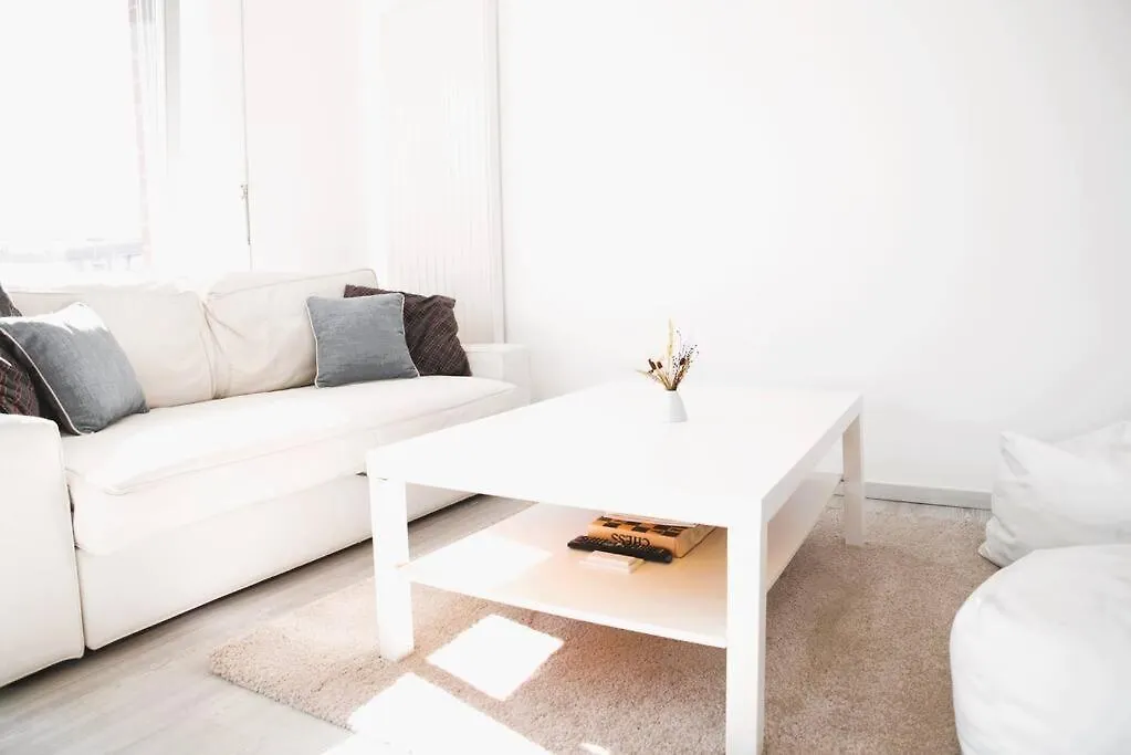 Lovely Modern 1 Bedroom Apartment Luksemburg